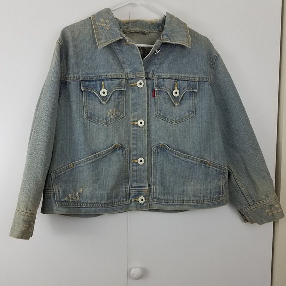 Levi's Jackets & Blazers - Levi's 2x Crop Distressed Light Wash Jean Jacket